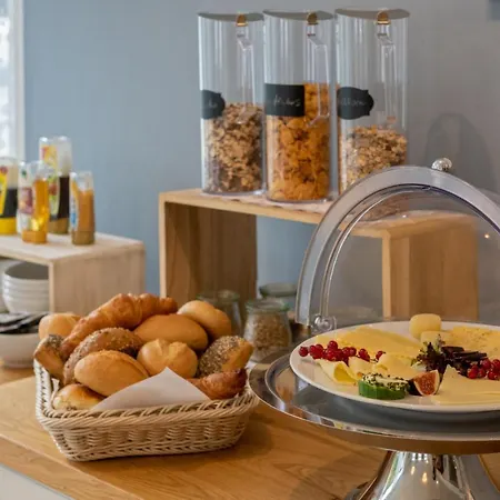 Hotel Am Elisabethufer Jever