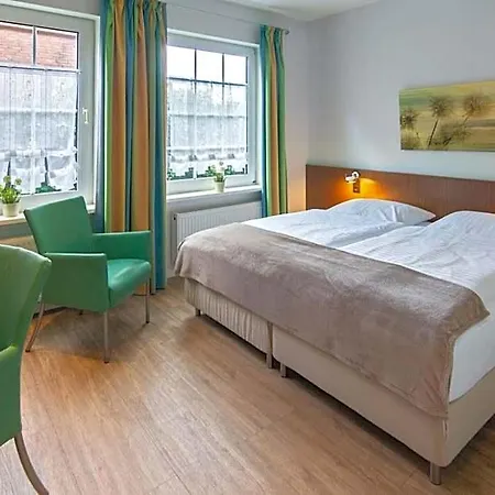 Am Elisabethufer 3*